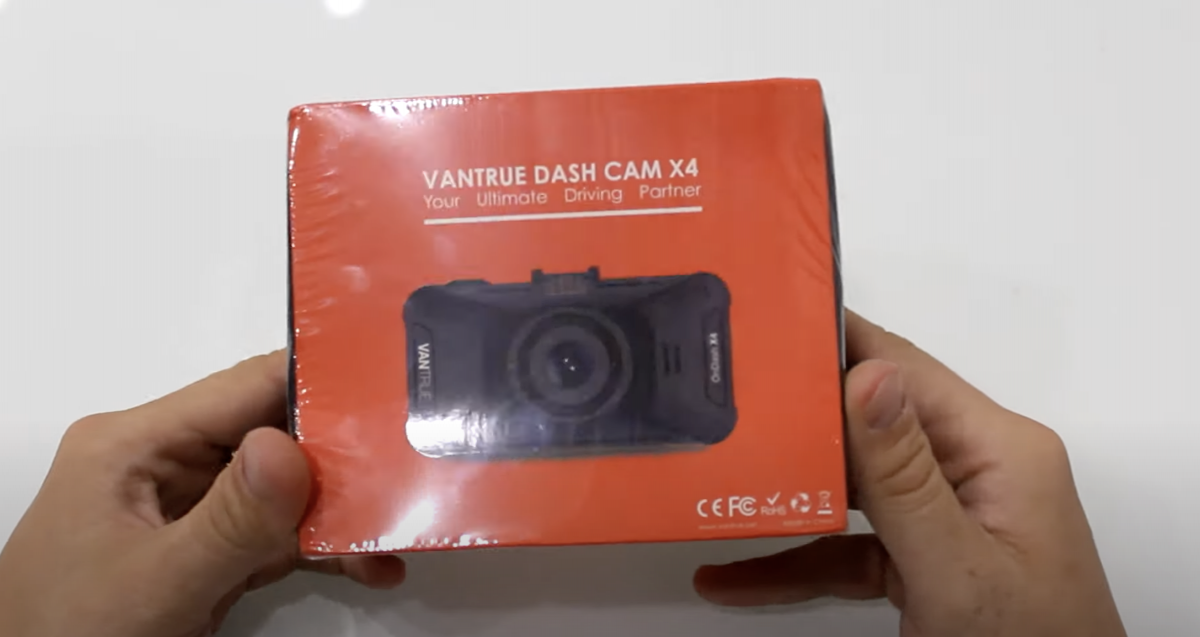 VANTRUE DASH CAM X4 / Невероятный видеорегистратор из Китая!